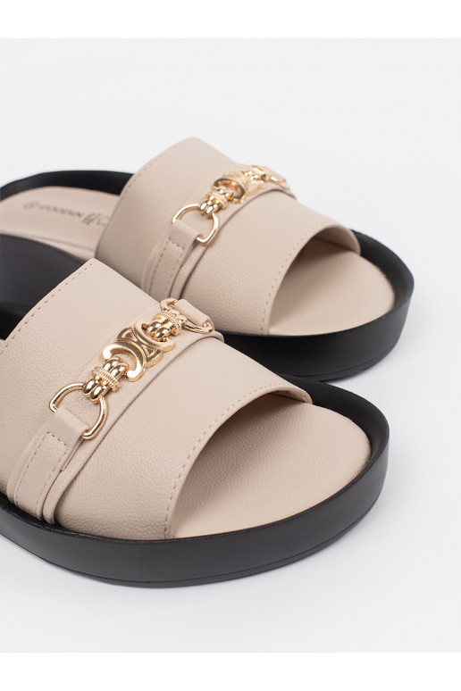 smilšu krāsas čības   