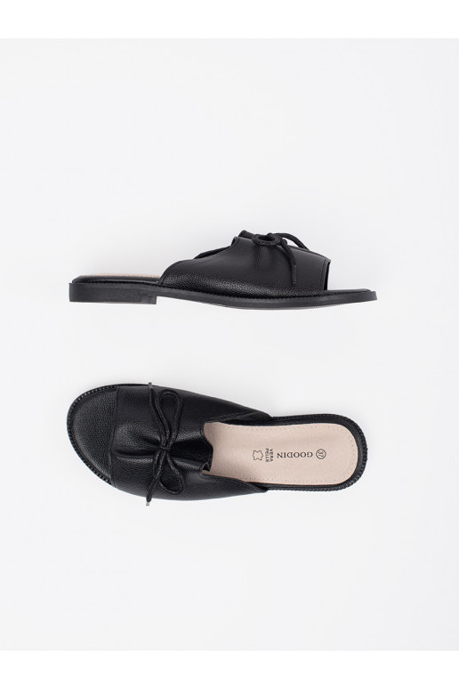 Melns čības  płaksie 