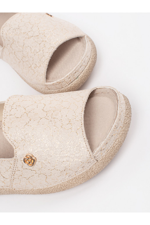 smilšu krāsas kurpes ze skórzaną wkładką