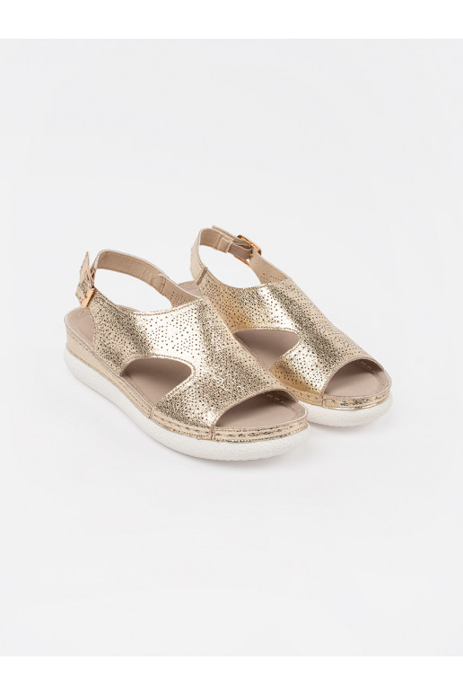 Zelta krāsas kurpes na j platformie