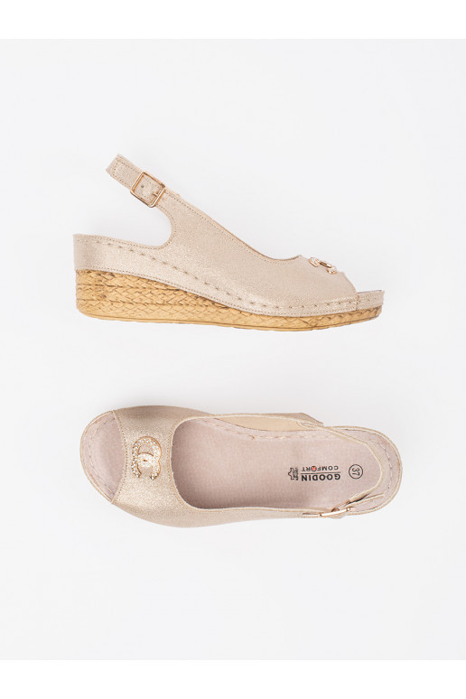 Ziloņkaula krāsas kurpes   Ziloņkaula krāsas kurpes