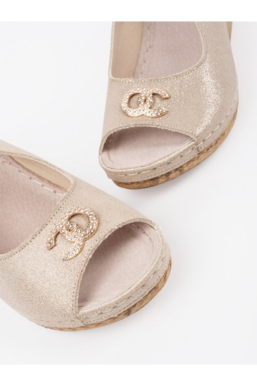 Ziloņkaula krāsas kurpes   Ziloņkaula krāsas kurpes