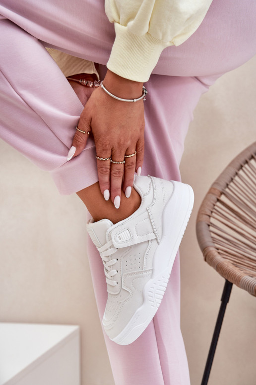 sporta apavi  modeļa apavi  no eko ādas baltas krāsas Telisiria