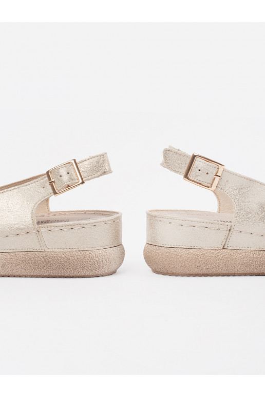 Zelta krāsas kurpes ze skórzaną wkładką