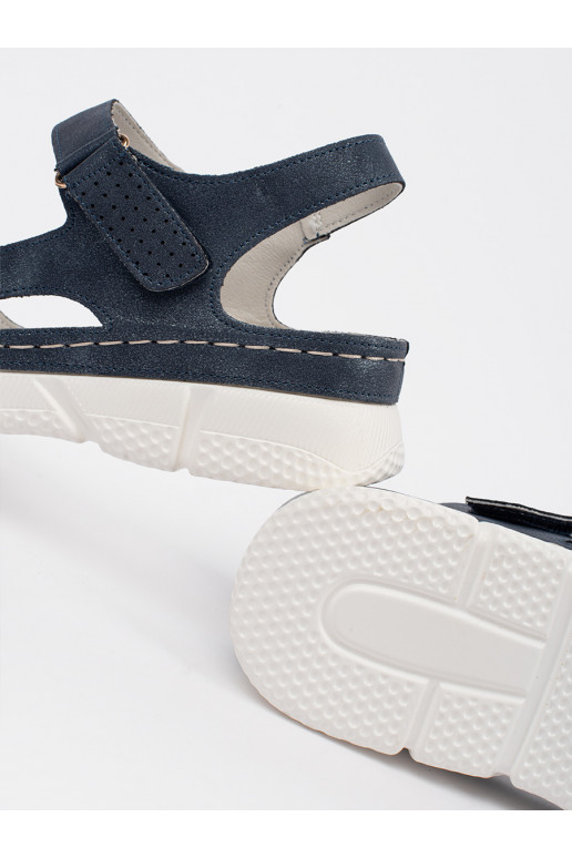 tumši zilas krāsas  kurpes 