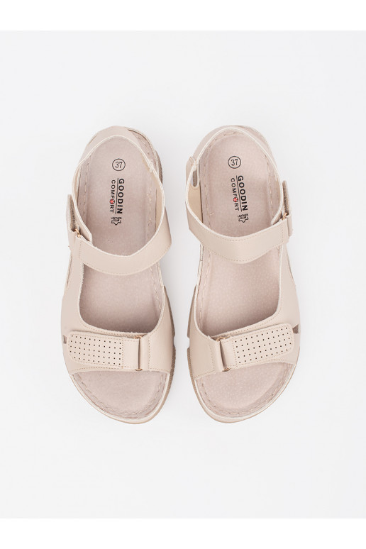 smilšu krāsas  kurpes 