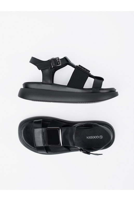 Melns    kurpes ar platformu