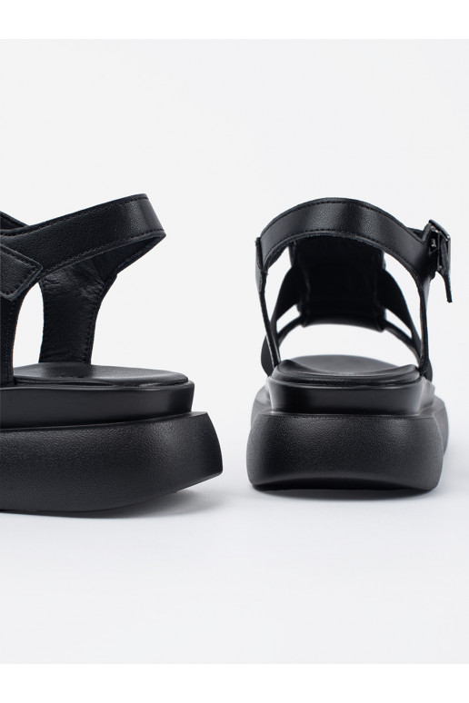 Melns    kurpes ar platformu