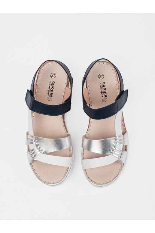 Baltas-Zilas krāsas kurpes ar platformu z m zdobieniem