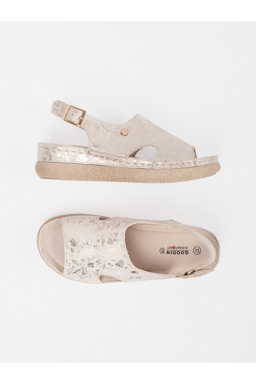 Ziloņkaula krāsas  kurpes  Ziloņkaula krāsas  kurpes