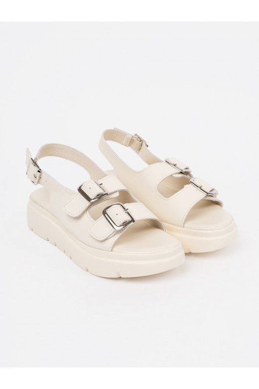 smilšu krāsas  kurpes ar platformu