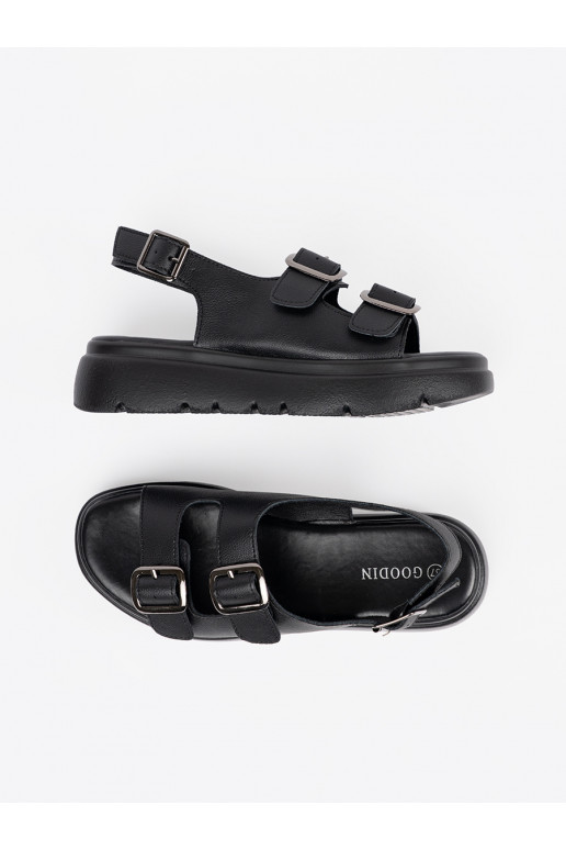 Melns  kurpes ar platformu