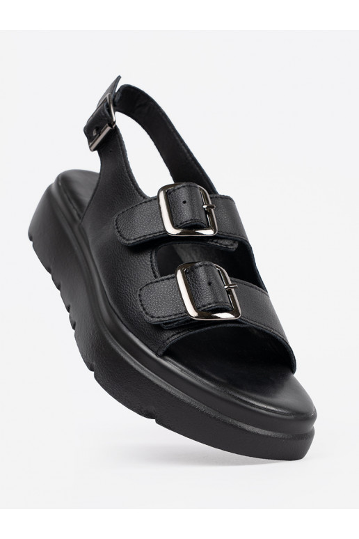 Melns  kurpes ar platformu