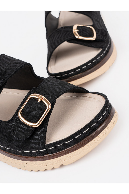 Melns kurpes ze mi elementami