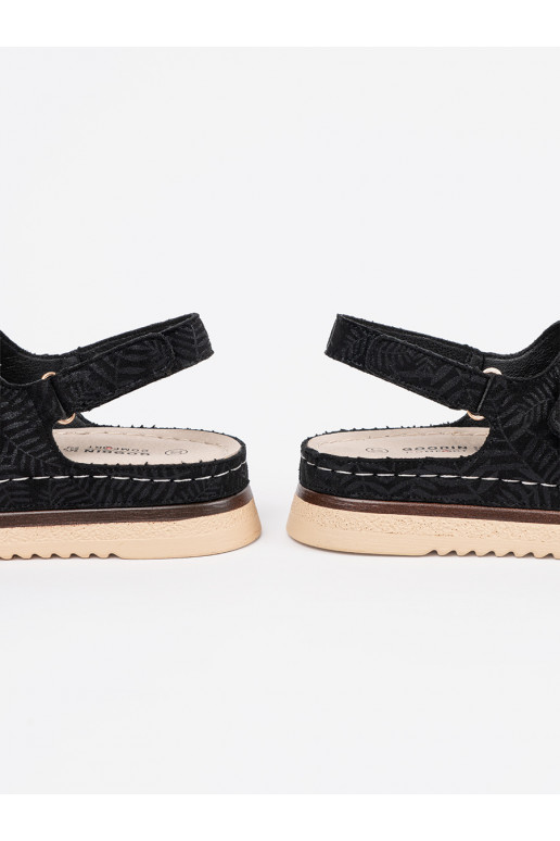 Melns kurpes ze mi elementami