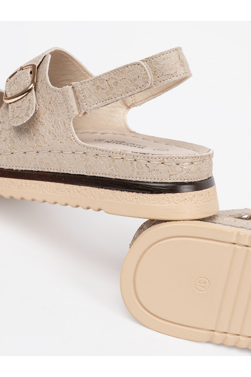 smilšu krāsas kurpes ze mi elementami