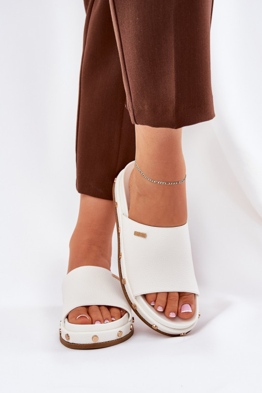 sieviešu čības ar platformu ar kniedēm Big Star RR274216 baltas krāsas