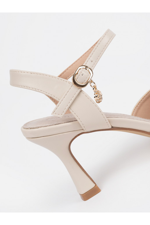 Ziloņkaula krāsas puszābaki 