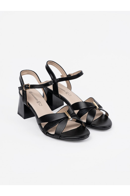 sandales uz papēža Melnas krāsas