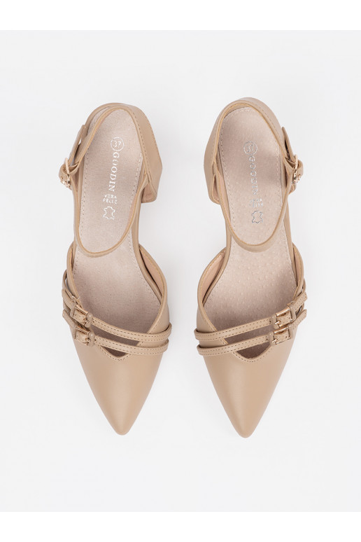 smilšu krāsas puszābaki 