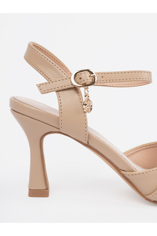 smilšu krāsas puszābaki 