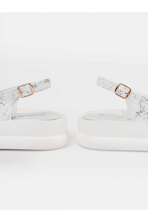 sandales  balta krāsa 