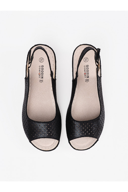 Melns  kurpes  Melns  kurpes