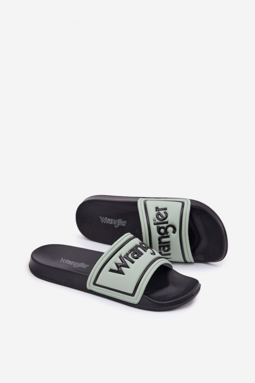 Čības  WRANGLER AVERELL SLIDER MEN LOW 20251042.52D zaļas krāsas Čības  WRANGLER AVERELL SLIDER MEN LOW 20251042.52D zaļas krāsas