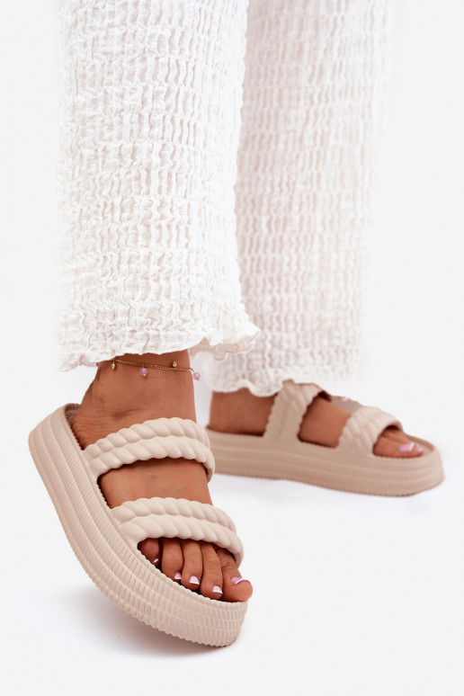 Vieglas čības uz pirksta  sieviešu čības ar platformu S.Barski ZK51-001 smilšu krāsas