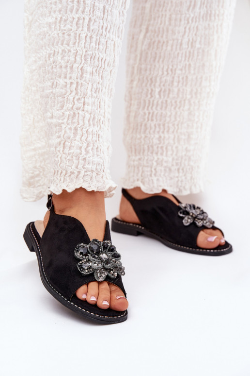 Sieviešu basenes ar platiem papēžiem ar ornamentiem S.Barski KV27-001 Melns Sieviešu basenes ar platiem papēžiem ar ornamentiem S.Barski KV27-001 Melns