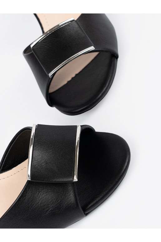 sandales uz papēža   Melnas krāsas