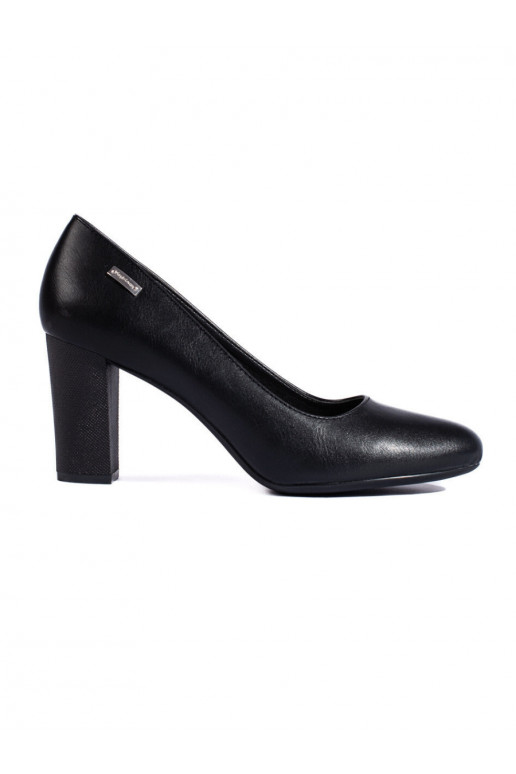 melnas krāsas puszābaki uz papēža Sergio Leone