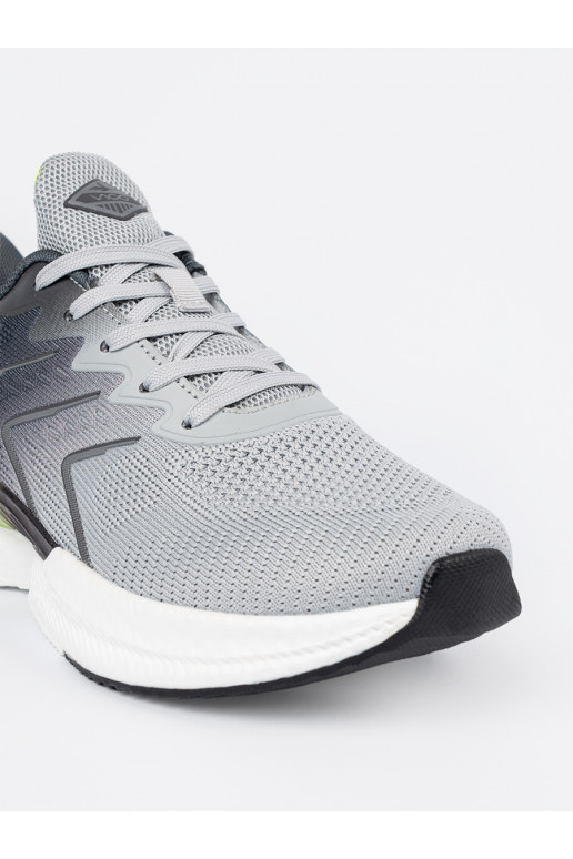 Pelēkas krāsas  sieviešu apavi  z m elementem Pelēkas krāsas  sieviešu apavi  z m elementem