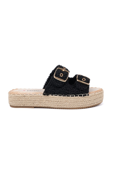 Čības Melnas krāsas  ar platformu