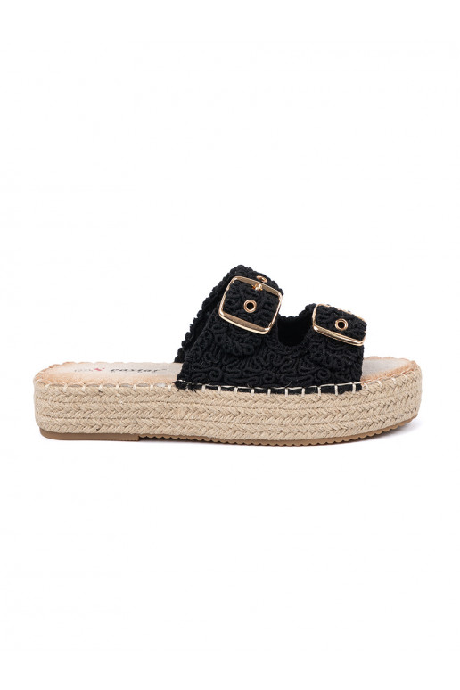 Čības Melnas krāsas  ar platformu 