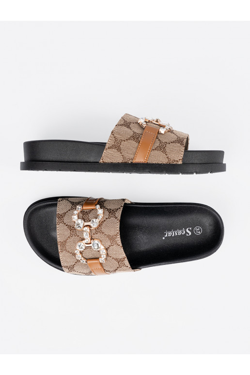 -brūnas krāsas čības  ze zdobieniem -brūnas krāsas čības  ze zdobieniem