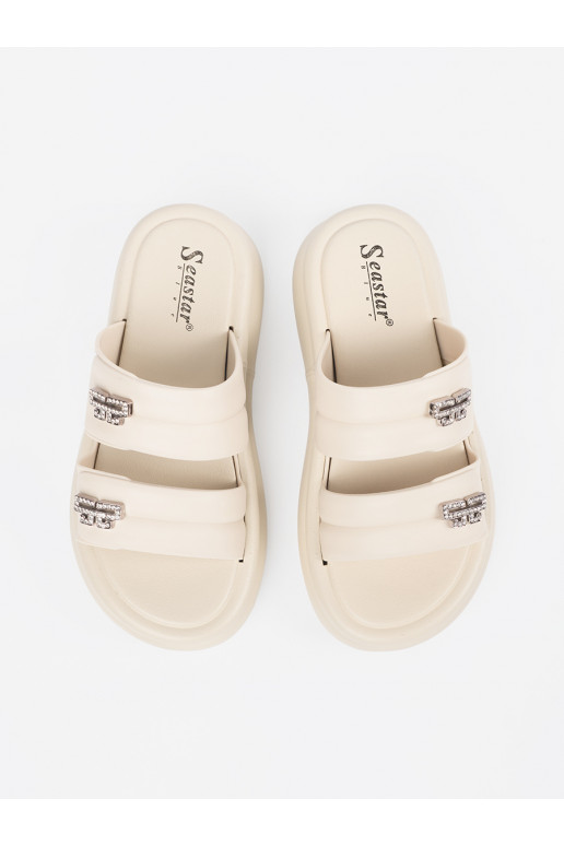 Ziloņkaula krāsas čības   ar platformu Ziloņkaula krāsas čības   ar platformu