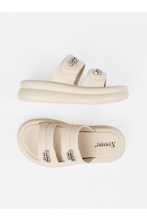 Ziloņkaula krāsas čības   ar platformu Ziloņkaula krāsas čības   ar platformu