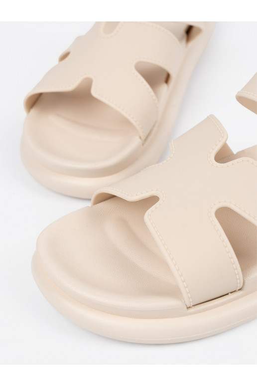 Ziloņkaula krāsas čības   