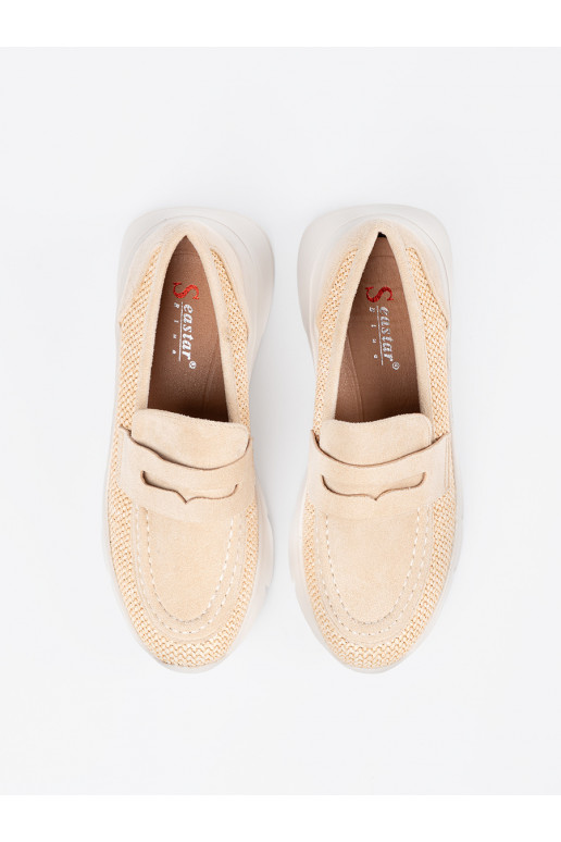 Ziloņkaula krāsas kurpes 