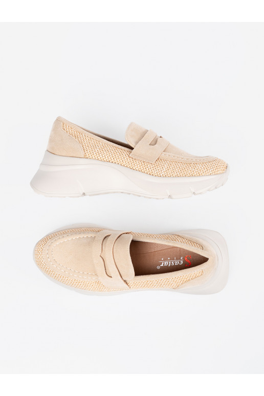 Ziloņkaula krāsas kurpes 