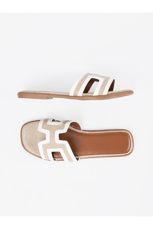 baltas krāsas čības   