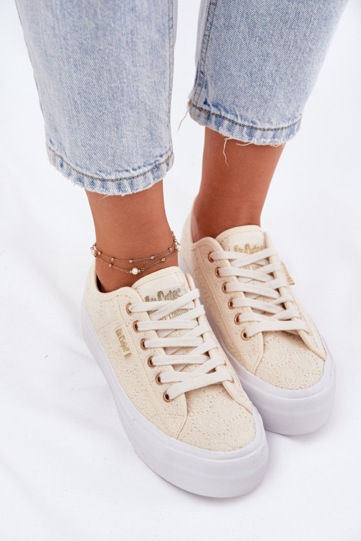 sieviešu puszābaki ar mežģīnēm Lee Cooper LCW-25-31-3440L smilšu krāsas sieviešu puszābaki ar mežģīnēm Lee Cooper LCW-25-31-3440L smilšu krāsas