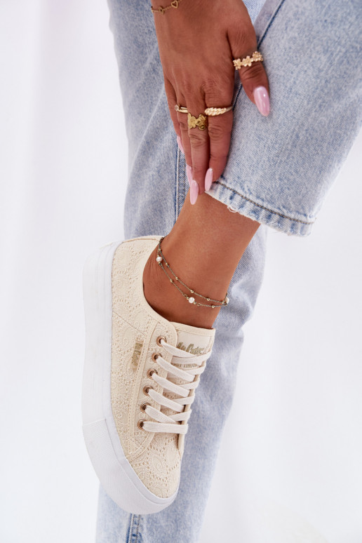sieviešu puszābaki ar mežģīnēm Lee Cooper LCW-25-31-3440L smilšu krāsas sieviešu puszābaki ar mežģīnēm Lee Cooper LCW-25-31-3440L smilšu krāsas