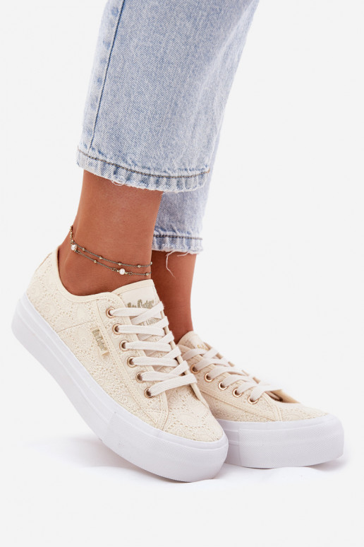 sieviešu puszābaki ar mežģīnēm Lee Cooper LCW-25-31-3440L smilšu krāsas sieviešu puszābaki ar mežģīnēm Lee Cooper LCW-25-31-3440L smilšu krāsas