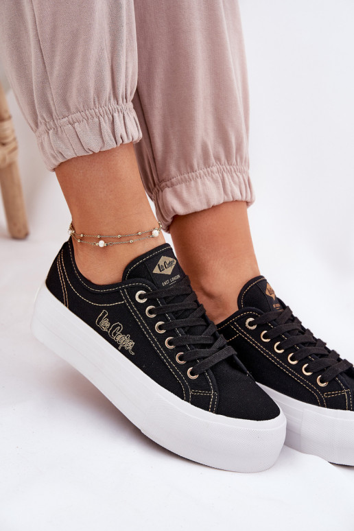 Šņorējami auduma apavi ar platformu Lee Cooper LCW-25-31-3431L Melns Šņorējami auduma apavi ar platformu Lee Cooper LCW-25-31-3431L Melns