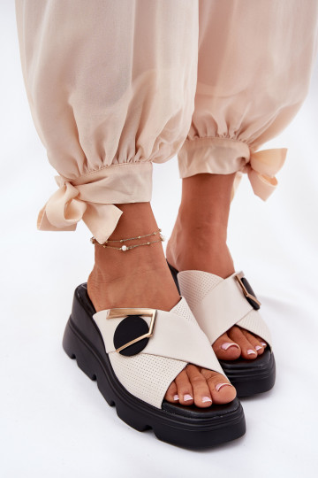 Eleganta stila Čibas no dabīgas ādas   ar ornamentiem Artiker 56C1585 smilšu krāsas