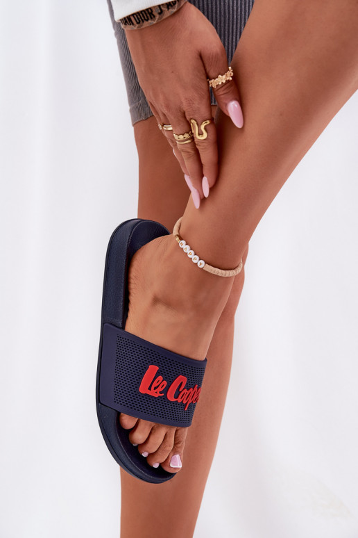 sieviešu čības Lee Cooper LCW-25-07-3524L tumši zilas krāsas sieviešu čības Lee Cooper LCW-25-07-3524L tumši zilas krāsas