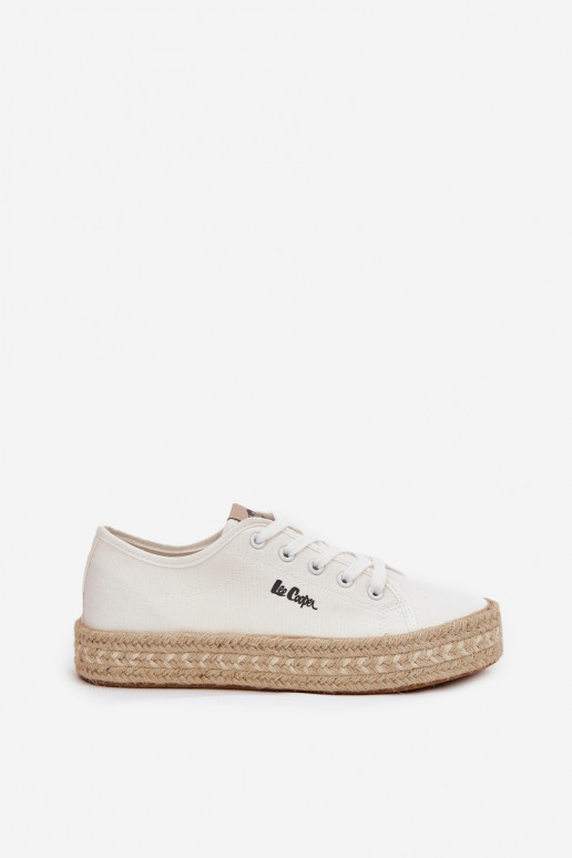 Brīvā laika apavi ar šņorēm Lee Cooper LCIN-25-44-3217 baltā krāsā Brīvā laika apavi ar šņorēm Lee Cooper LCIN-25-44-3217 baltā krāsā
