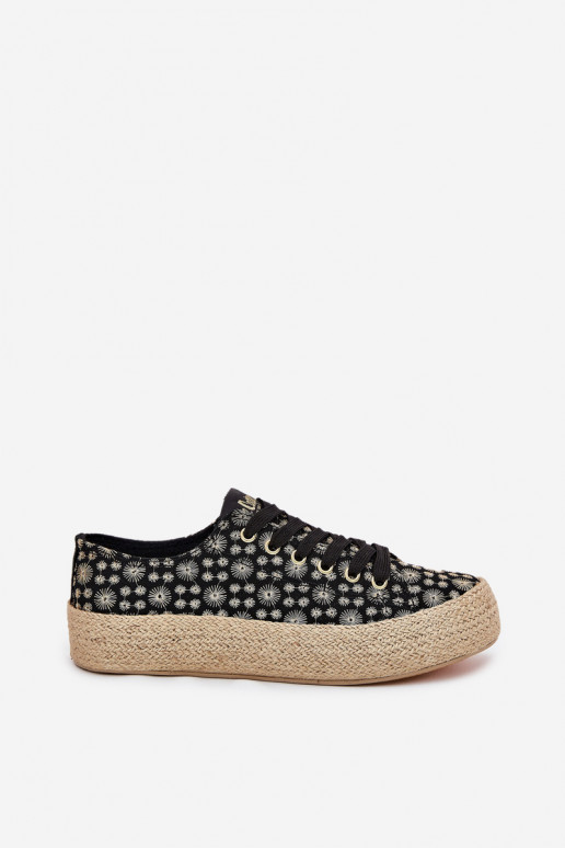 Rakstaini brīvā laika apavi ar platformu Lee Cooper LCIN-25-08-3647L melnā krāsā Rakstaini brīvā laika apavi ar platformu Lee Cooper LCIN-25-08-3647L melnā krāsā